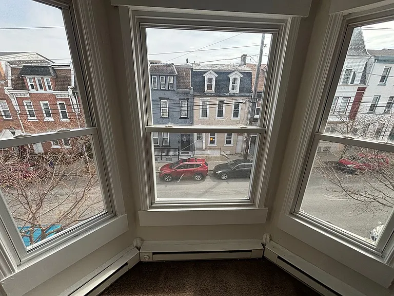 429 W Turner St — Photo 10
