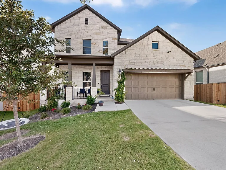 108 Red Camella Dr — Photo 2