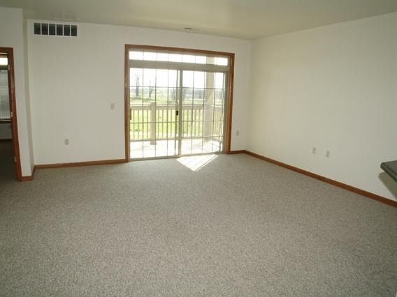 4th image of W197N16925 Stonewall Dr Unit 206