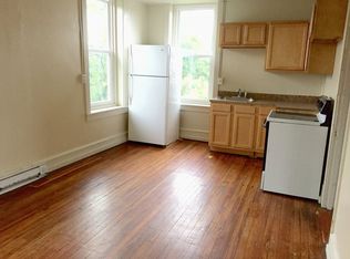 11 S Main St #301, Kutztown, PA 19530