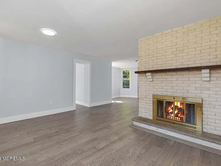 117 Cottage Pl — Photo 4