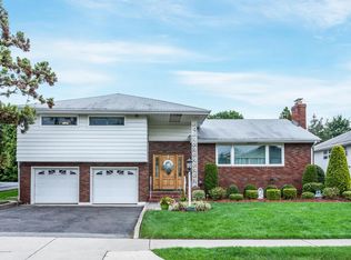 10 Lehigh Ave, Clifton, NJ 07012