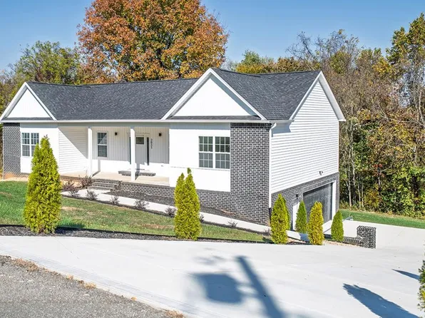 2031 Bear Crk, Cookeville, TN 38506