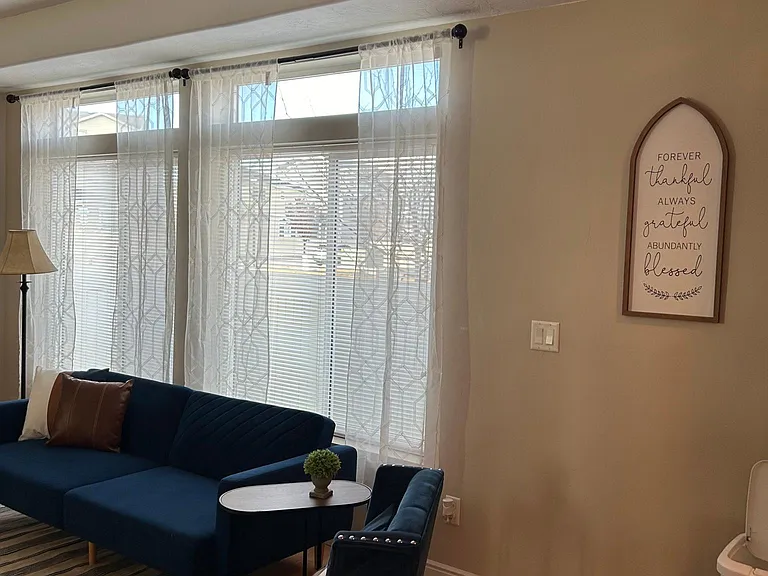 405 S 740 E — Photo 20