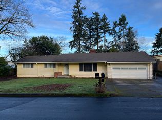 10255 SW Crestwood Dr, Beaverton, OR 97008