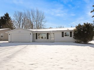 5208 Renfrew Dr, Fort Wayne, IN 46835