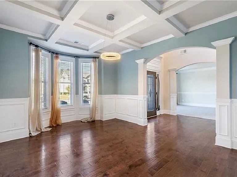 2727 Cove View Ct — Photo 4