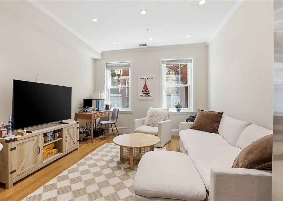 1st image of 73 Myrtle St APT 2