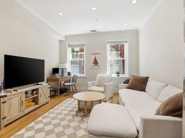 73 Myrtle St APT 2, Boston, MA 02114