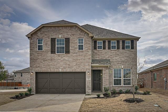 1st image of 414 Club House Dr