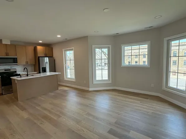 603 Pine St, Michigan City, IN