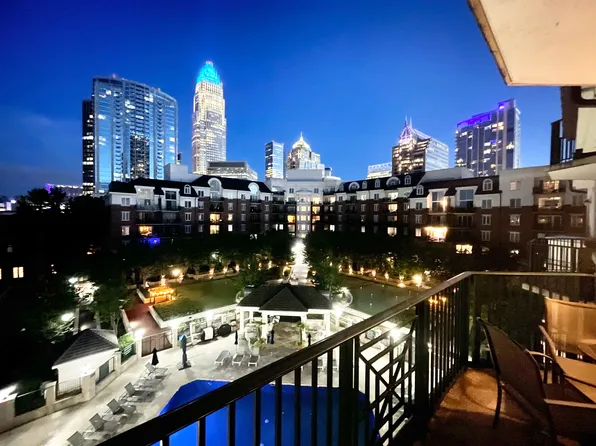 300 W 5th St, Charlotte, NC