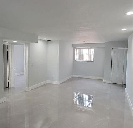 2nd image of 199 SW 12th Ave APT 501