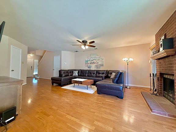 4th image of 13821 Lothian Dr