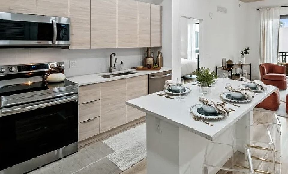 1st image of 13726 SW 88th St #201