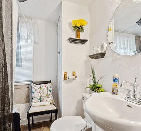 4th image of 12243 S Princeton Ave #2