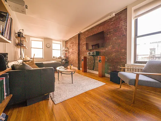 Rented by (Legacy) NY Quality Living Uptown | media 15