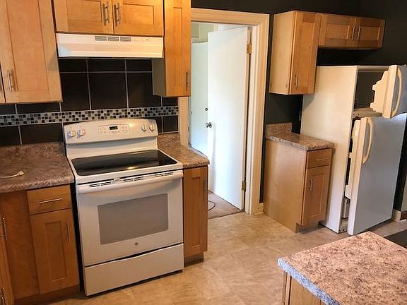 5th image of 1031 McElroy Way