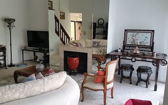 2nd image of 19W230 Gloucester Way N