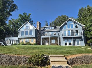 189 Hardy Ct, Penhook, VA 24137