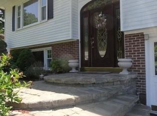 44 Vespa Ln, Nashua, NH 03064