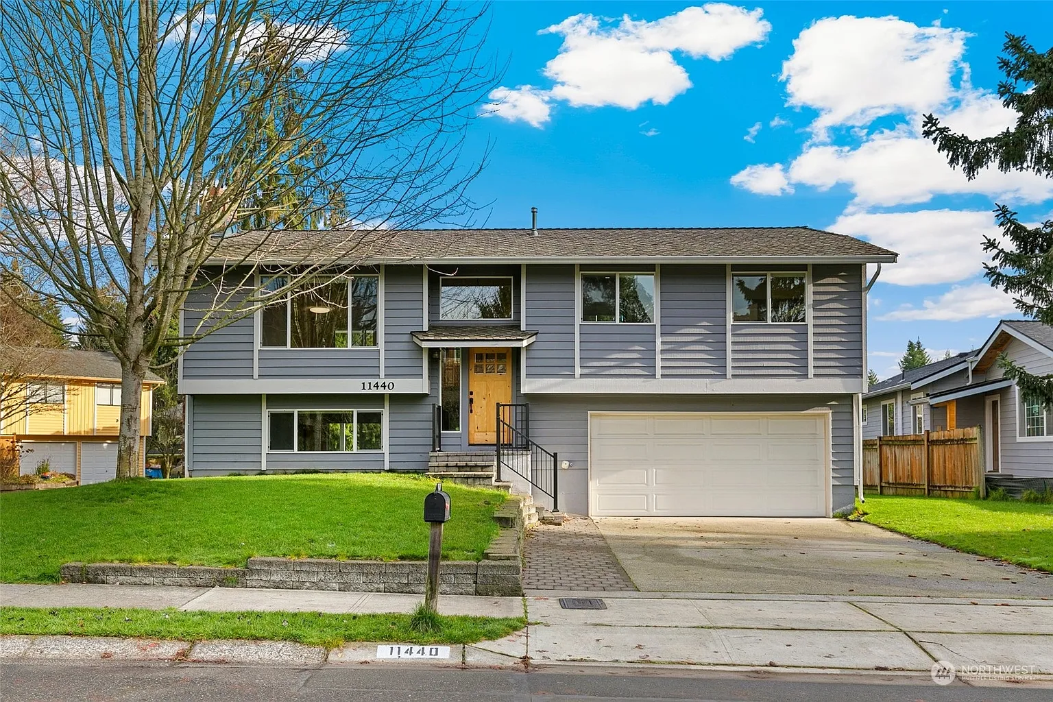 11440 110th Avenue NE photo 1