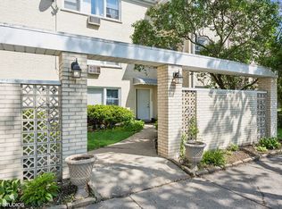 5858 W Addison St APT 3S, Chicago, IL 60634