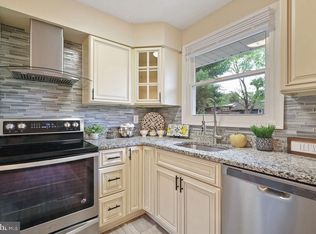 207 8th St, Thorofare, NJ 08086