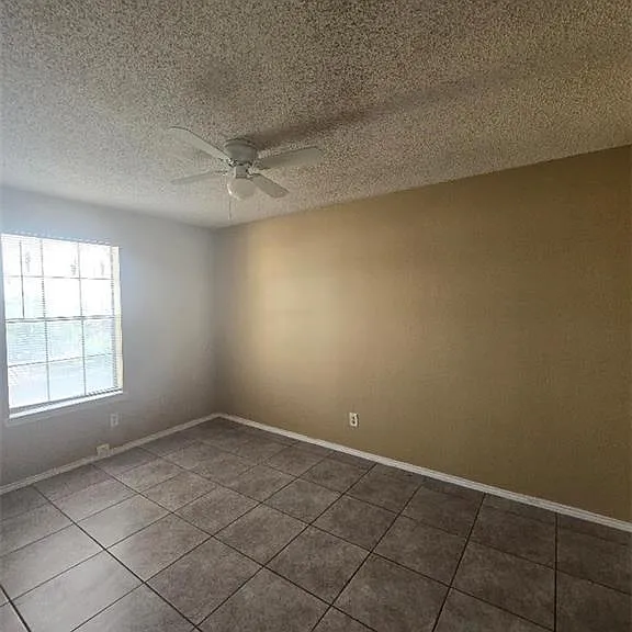 106 S Bryan Rd #13 — Photo 8