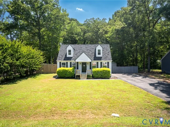 24307 Gaydell Dr, North Dinwiddie, VA 23803