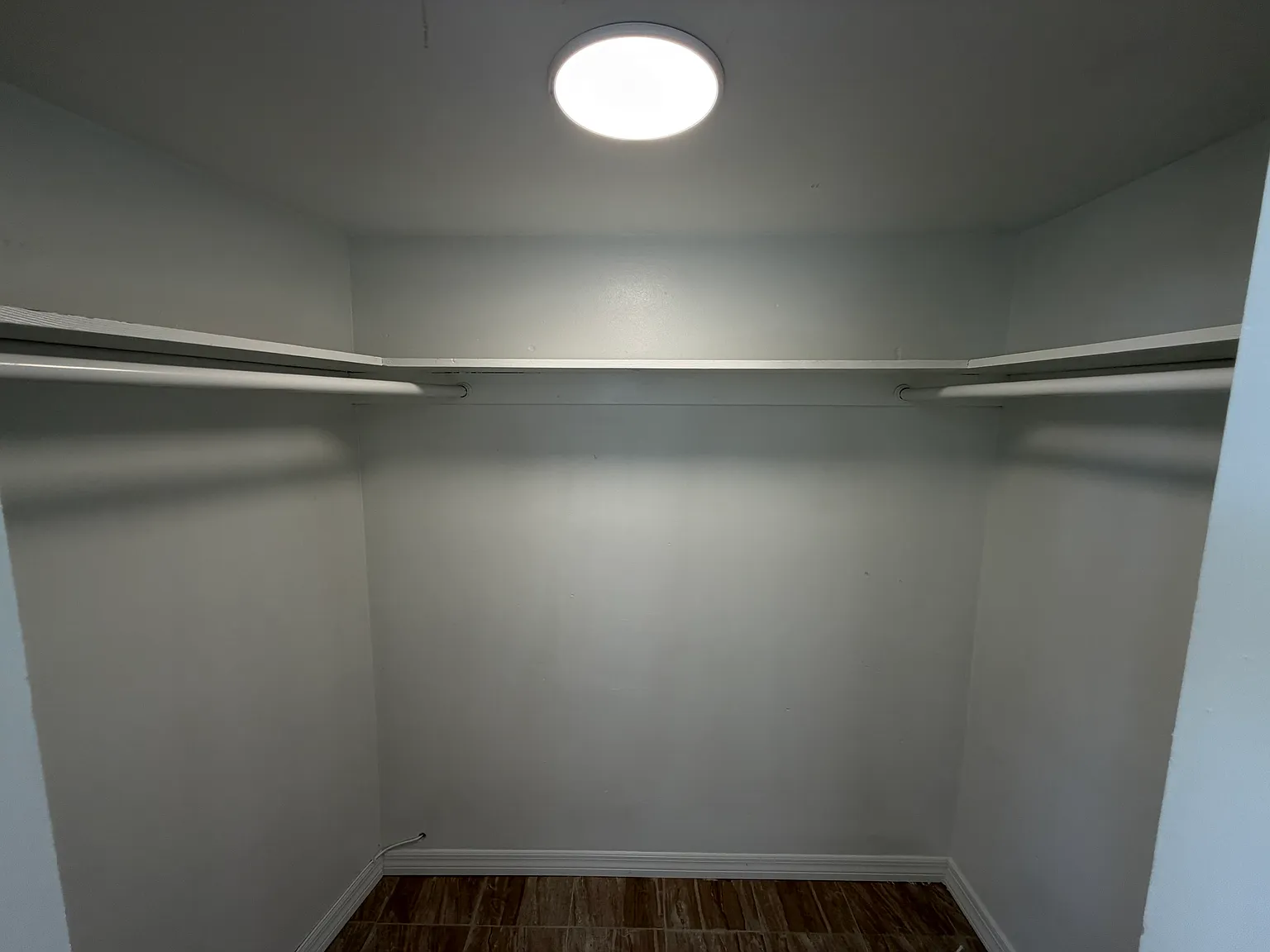 2 bed, 1211 sqft, $2,350 — Photo 3
