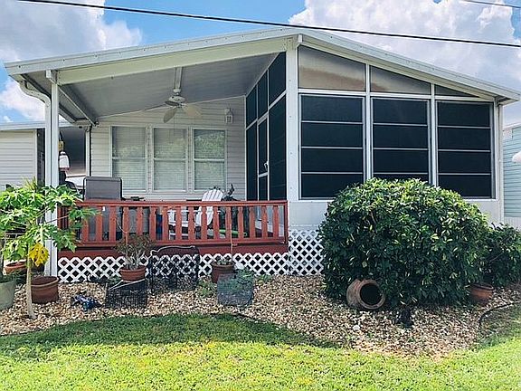 Screened in Lanai and Porch