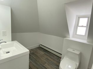 154 Woodworth Ave FLOOR 3, Yonkers, NY 10701