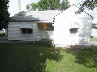 417 Topeka Ave, Lyndon, KS 66451