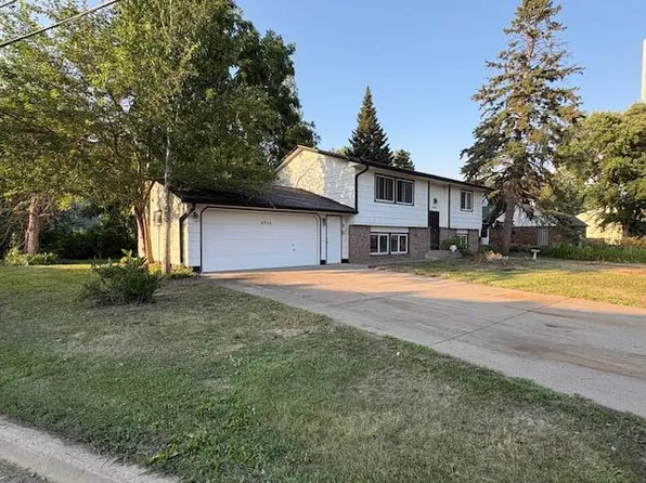 6908 64th Ave N, Brooklyn Park, MN 55428