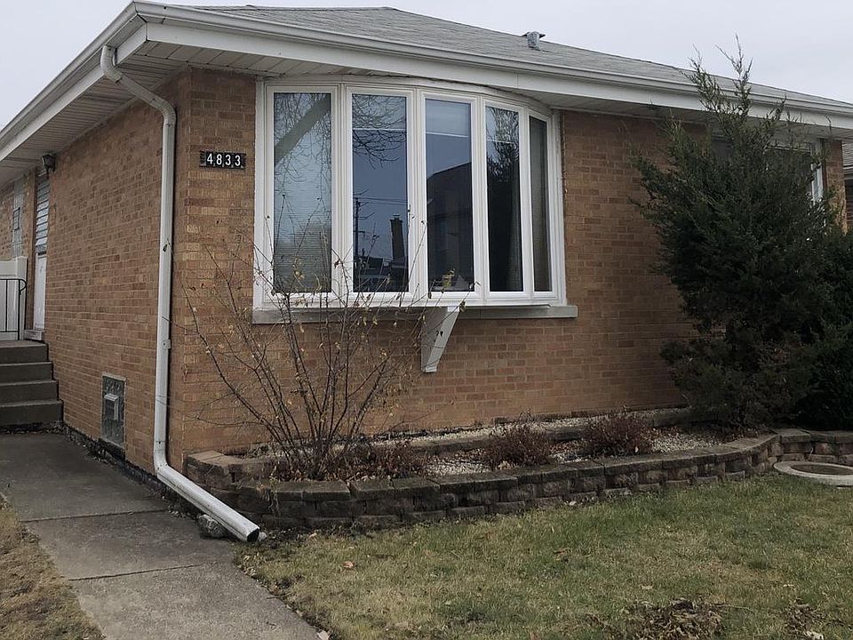 1st image of 4833 N Mont Clare Ave