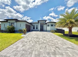 2618 NW 8th Ter, Cape Coral, FL 33993