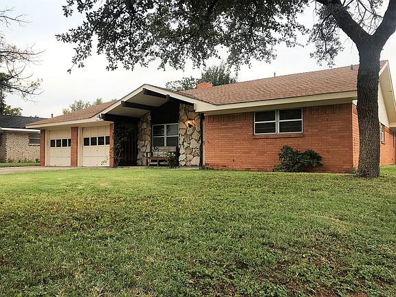 3rd image of 4039 E Everglade Ave