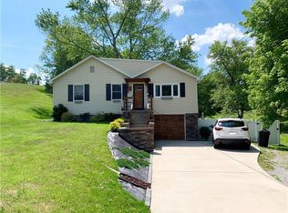 1043 Chapel Rd, Monaca, PA 15061