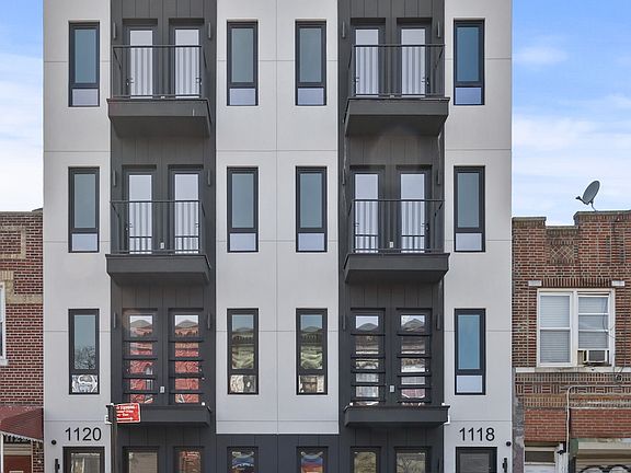 3rd image of 1116 Rogers Ave #A5