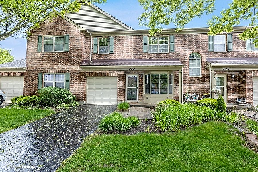 1st image of 303 Cromwell Ct