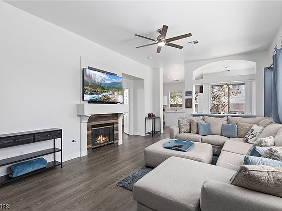 3rd image of 3300 Tuscany Village Dr
