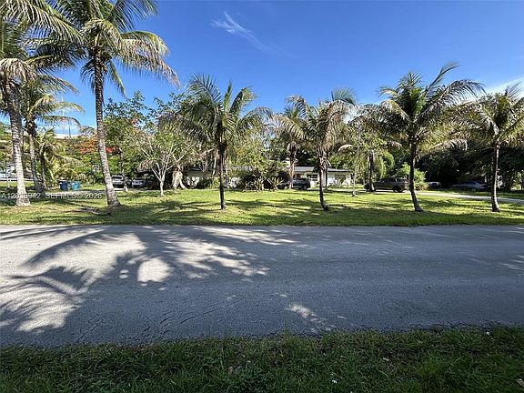 2nd image of 8603 SW 68th Street Rd