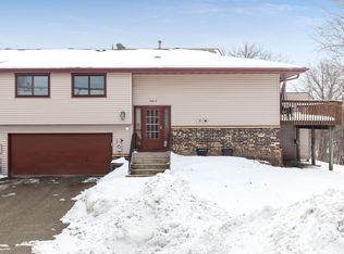 4462 Woodgate Point, Eagan, MN 55122