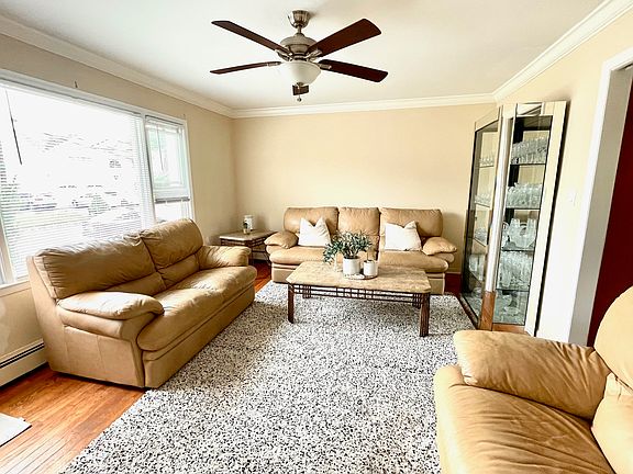 3rd image of 50 Chobot Ln Floor 1