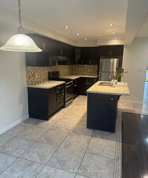5 Trafalgar Dr — Photo 9