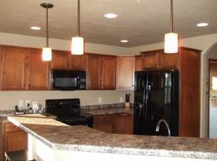 W6041 Sweet William Dr, APPLETON, WI 54915
