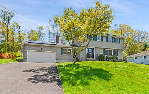 120 Braeside Dr Photo 1