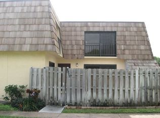 2349 Waterside Dr, Lake Worth, FL 33461