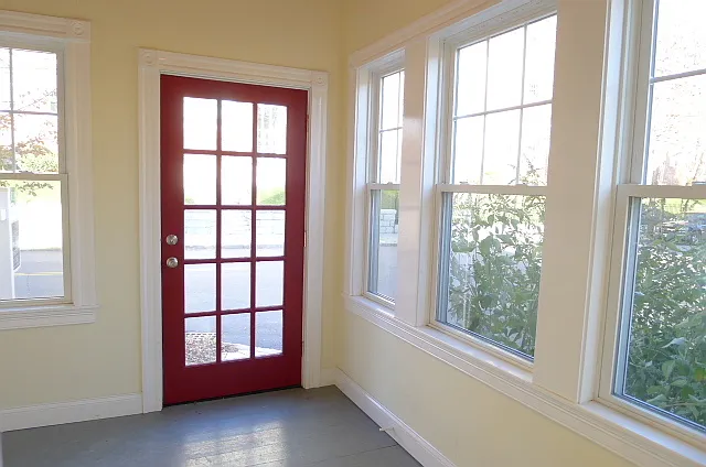 155 Oak St — Photo 5